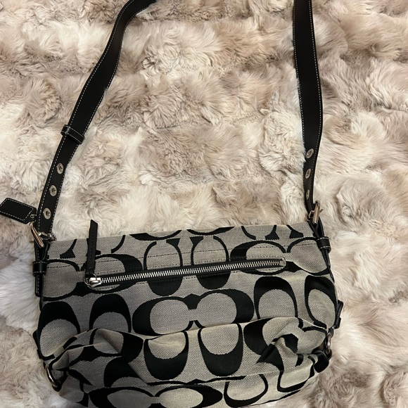 Coach Signature Black Canvas Bag - Picture 12 of 12